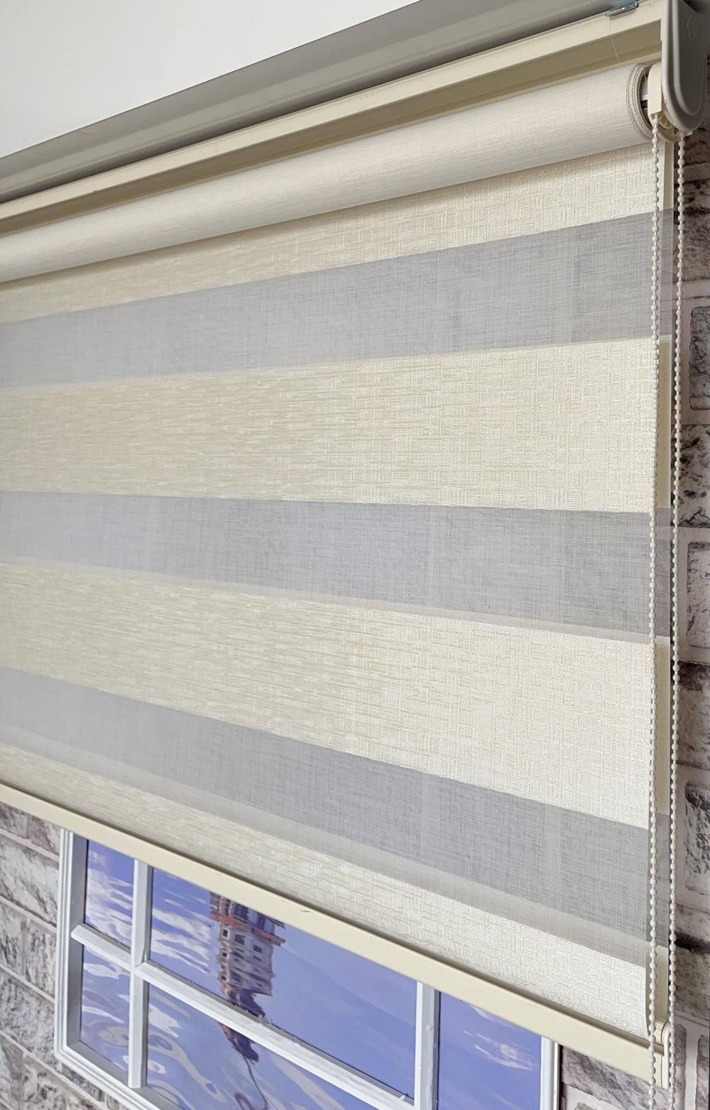 Desenli Krem Zebra Perde