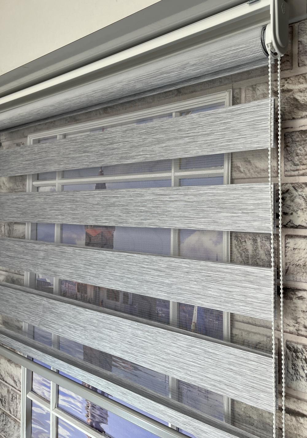 Premium Gri Bambu Stor Zebra Perde | Kolay Kurulum & Zincirli Mekanizma