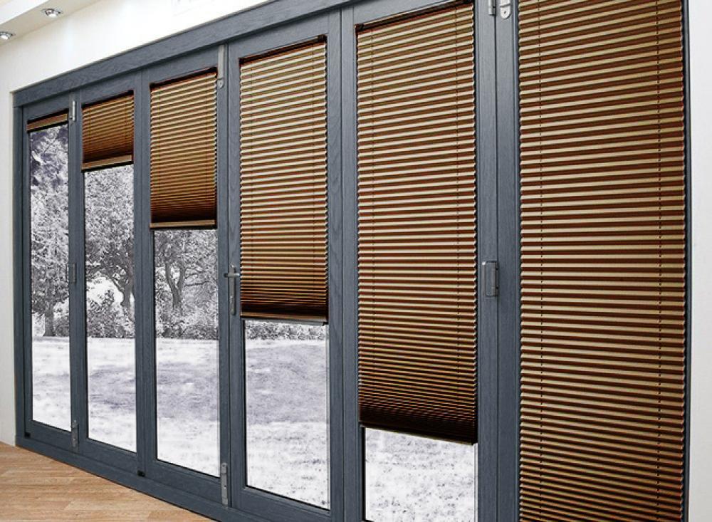 Kahverengi Pliseli Perde - Cam Balkon Özel Seri