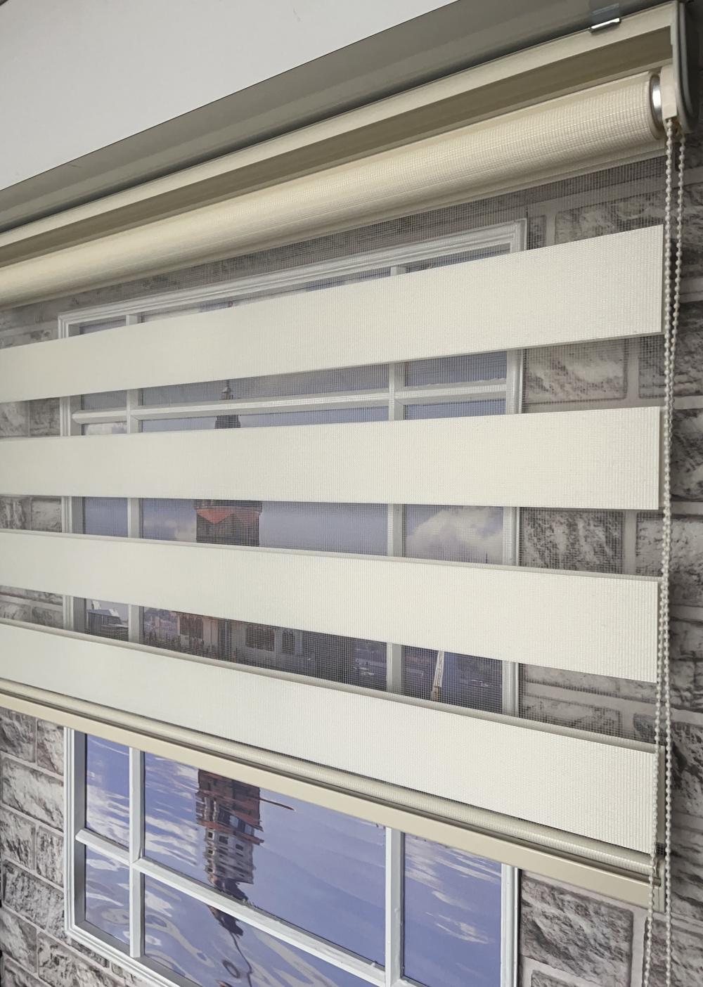 Krem Düz Zebra Perde - Sade Seri